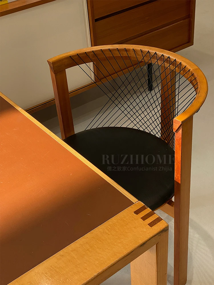 Трапезария стол Датски дизайнер, маса за хранене, стол от масивно дърво средна древността, Подлакътник, сгъване, Лесна ретро Мек стол в скандинавски стил