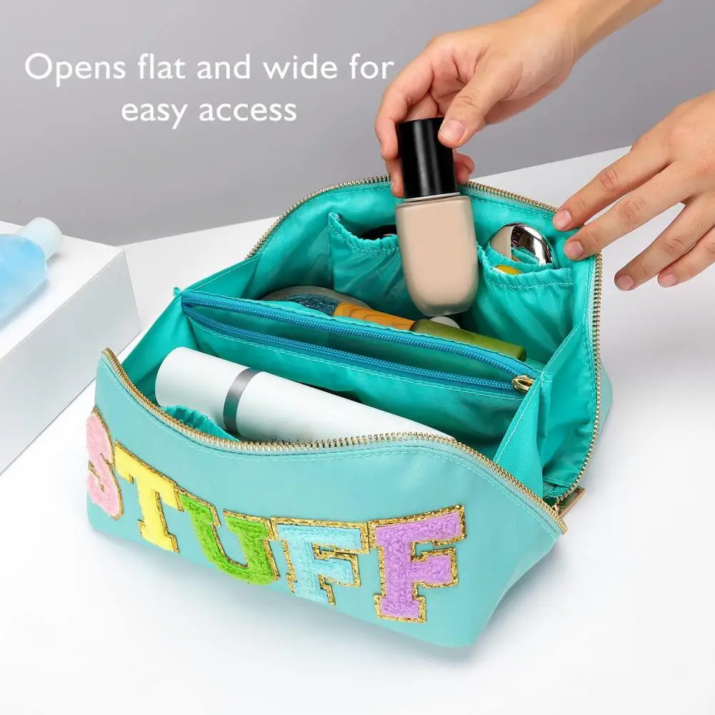 Косметичка с красив модерен нашивкой с букви, лека многофункционална чанта за козметика и тоалетни принадлежности за пътуване